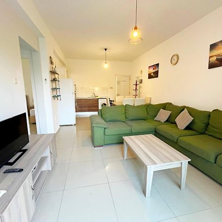Quitet Two Bedroom Apartment With Private Garden Lukomorye D2 Karavas  Exterior foto